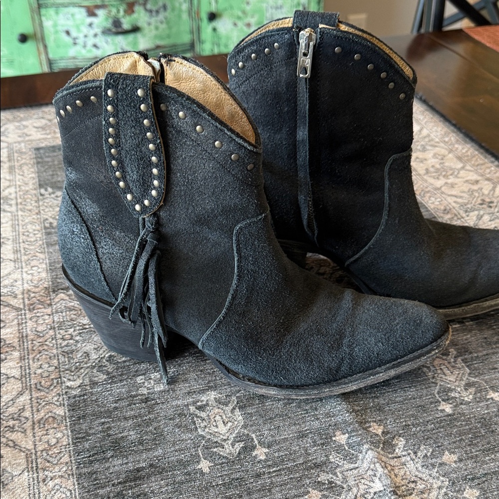 Idyllwind Black Suede Ankle Booties with Studs